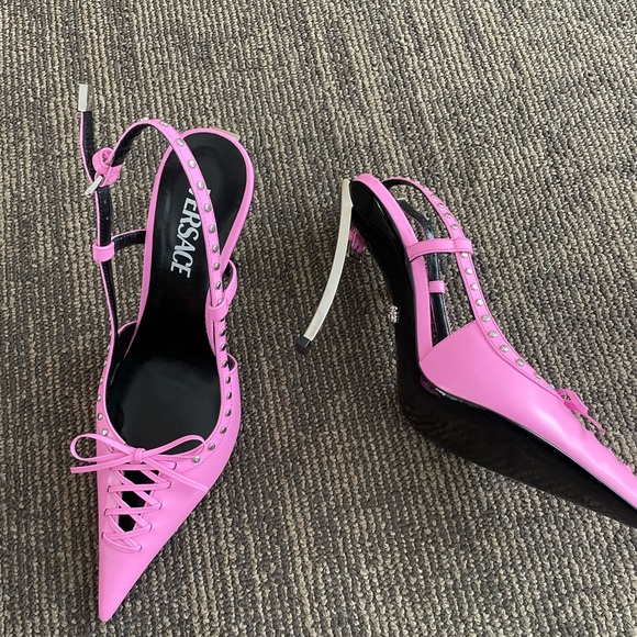 Versace Laced Pin-Point Slingback Pumps - Picture 4 of 6